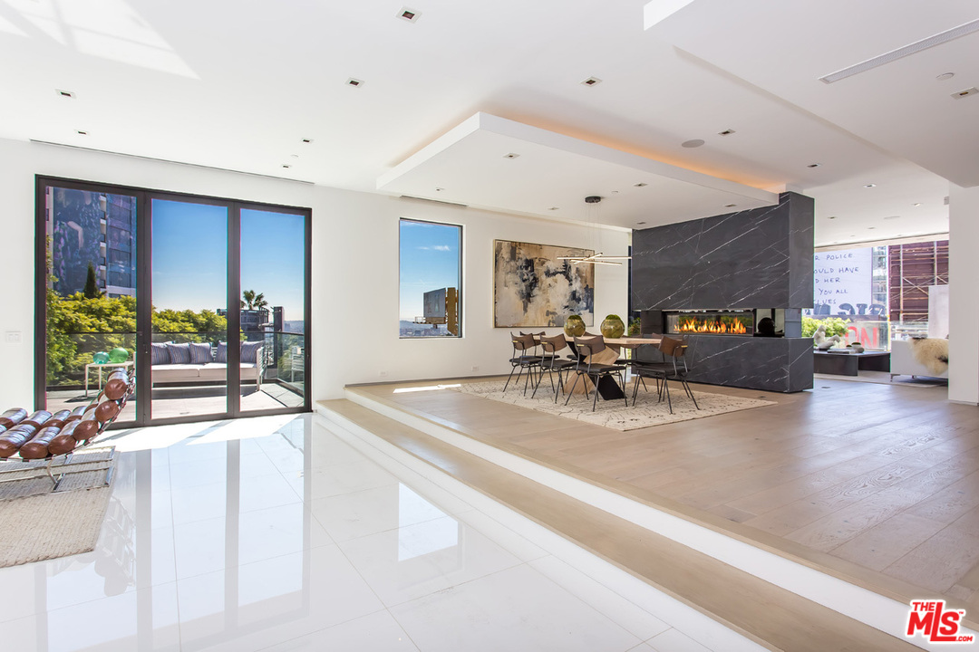 1413 Queens Road Los Angeles, CA 90069 - Photo 16 of 54