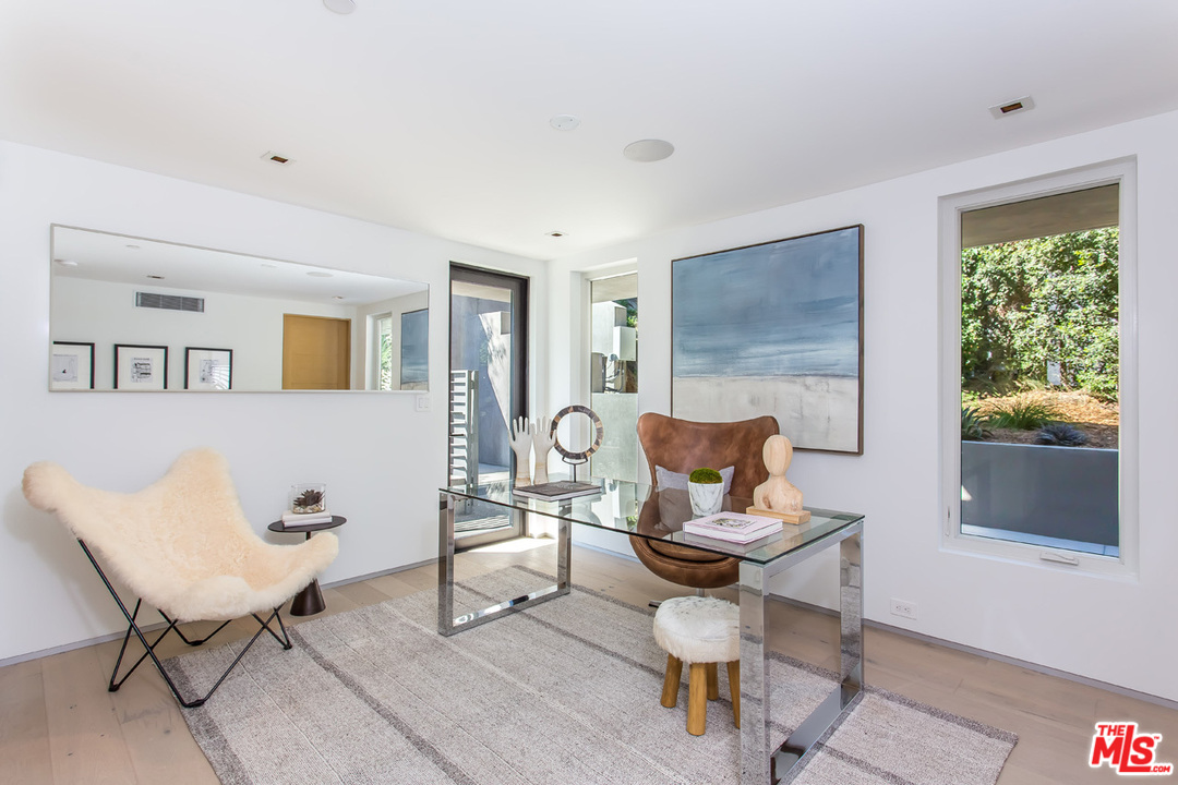 1413 Queens Road Los Angeles, CA 90069 - Photo 35 of 54