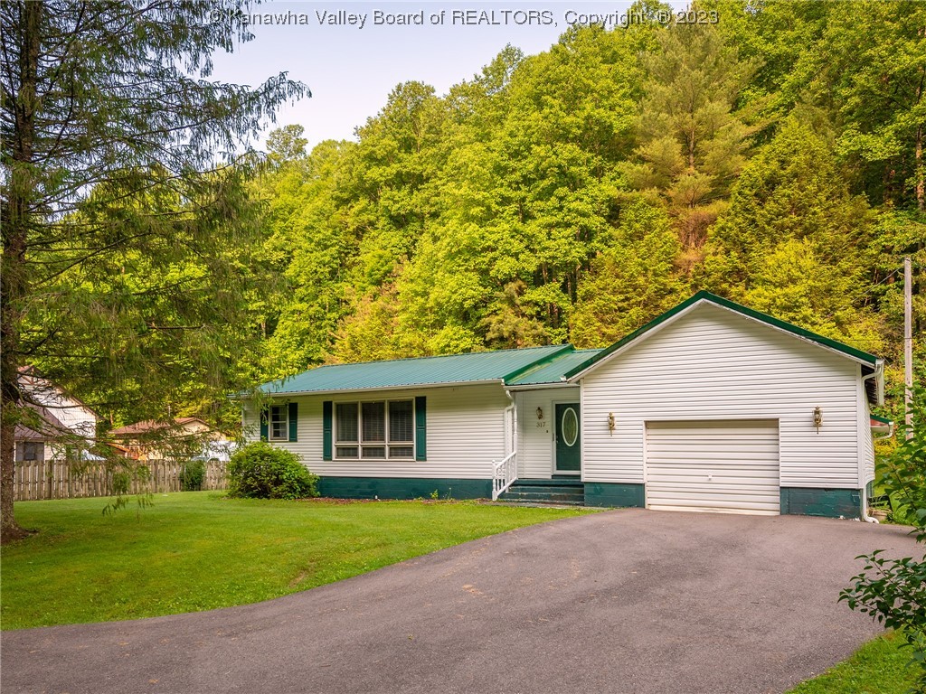 317 Casey Fork Road Ashford, WV 25009 - Photo 1 of 19 Gallery Image 1