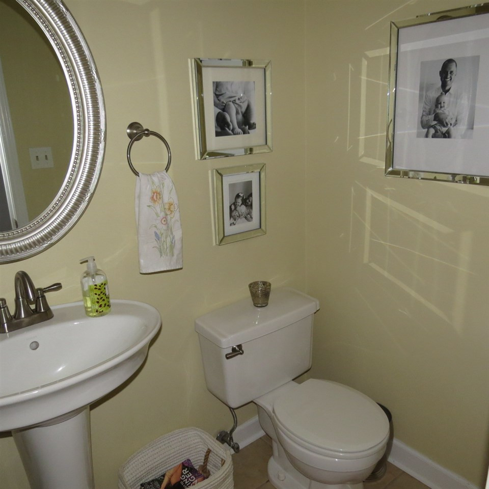 6724 Rainwater Road Raleigh, NC 27615 - Photo 6 of 19 great half bath