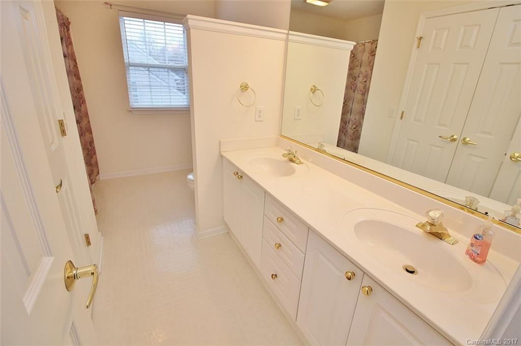 927 Knightsbridge Road Fort Mill, SC 29708 - Photo 8 of 23