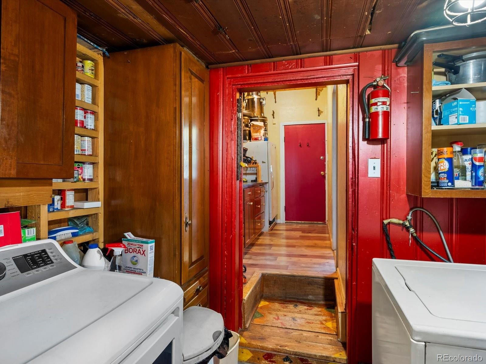 10230 Deer Creek Road Littleton, CO 80127 - Photo 19 of 39