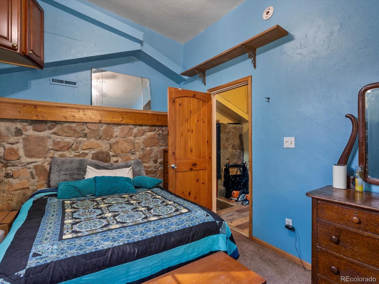 10230 Deer Creek Road Littleton, CO 80127 - Photo 22 of 39