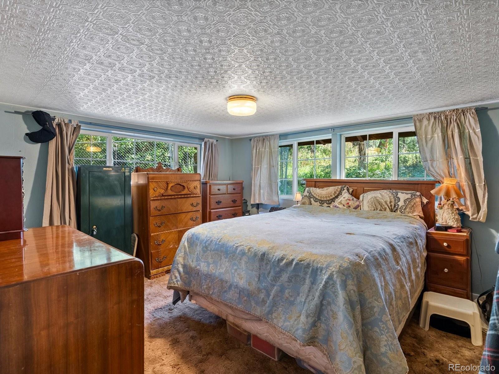 10230 Deer Creek Road Littleton, CO 80127 - Photo 25 of 39