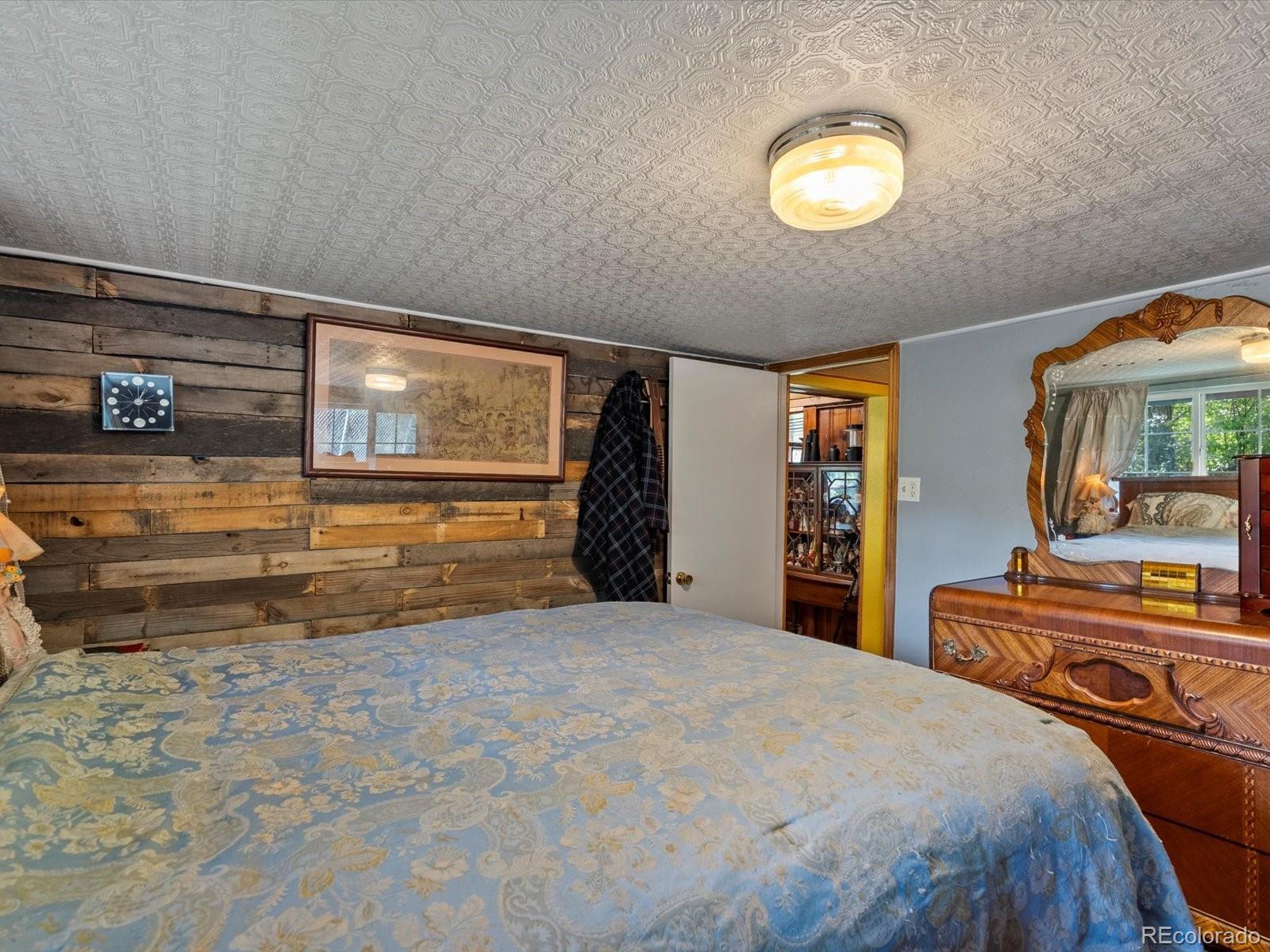 10230 Deer Creek Road Littleton, CO 80127 - Photo 26 of 39