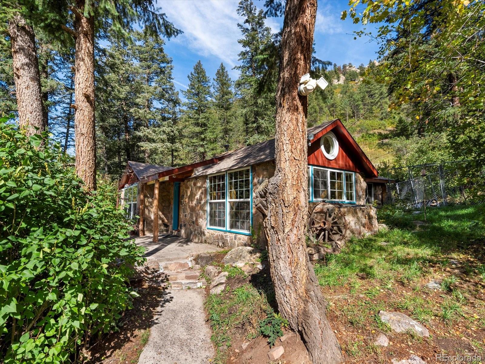 10230 Deer Creek Road Littleton, CO 80127 - Photo 5 of 39