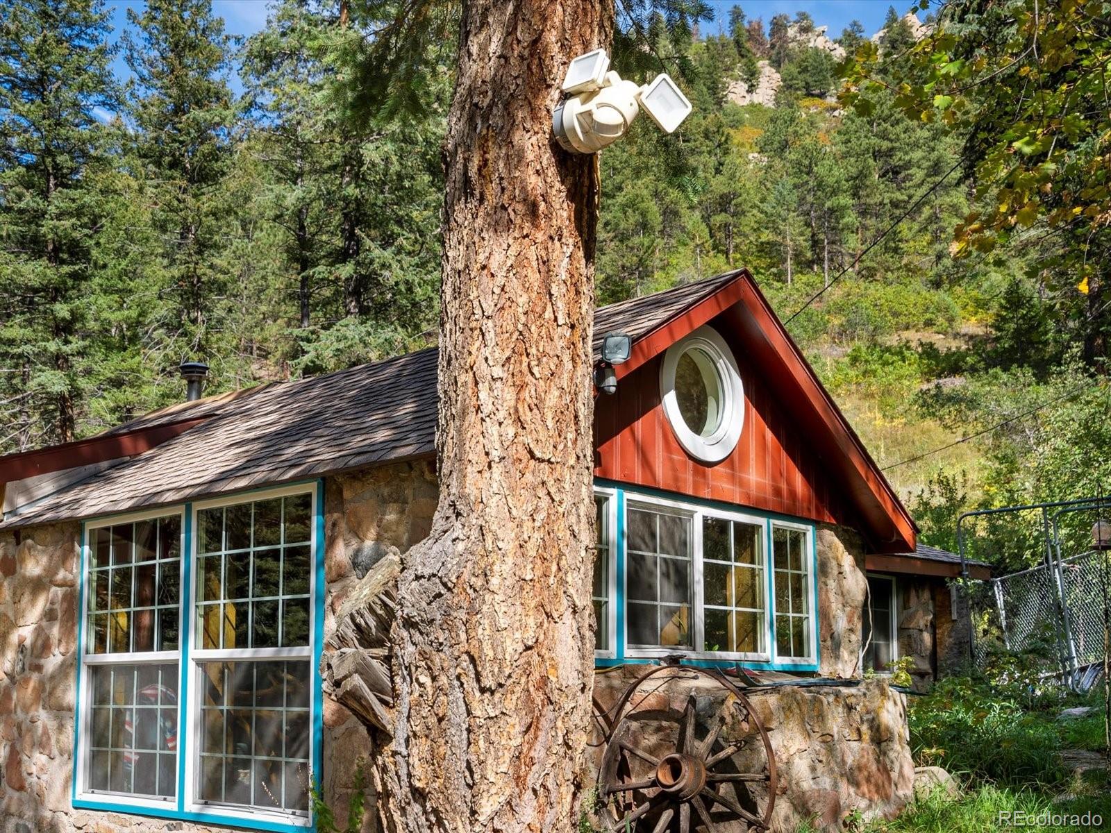 10230 Deer Creek Road Littleton, CO 80127 - Photo 6 of 39