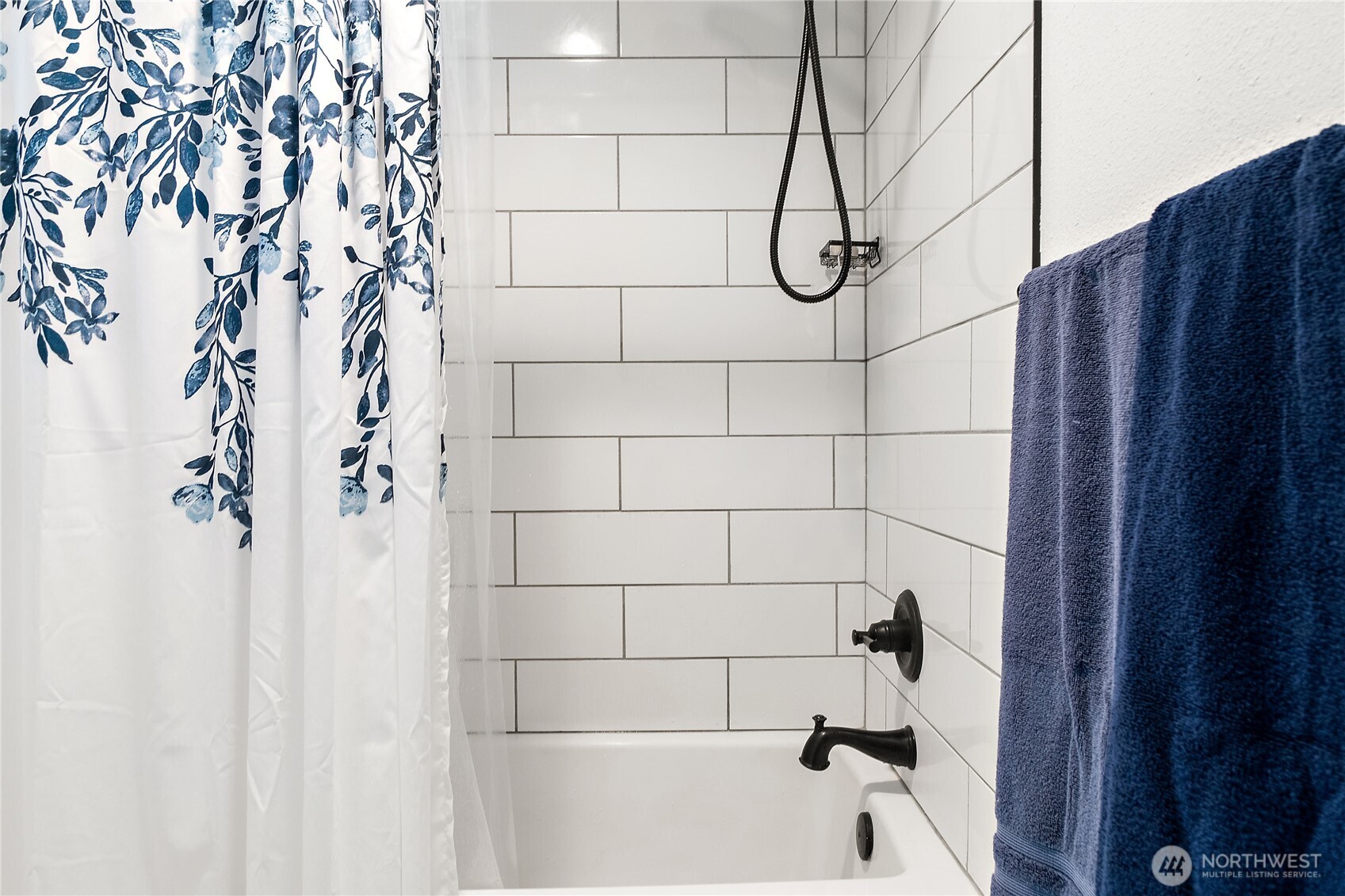 11002 Southeast Petrovitsky Road, Unit G102 Renton, WA 98055 - Photo 12 of 19