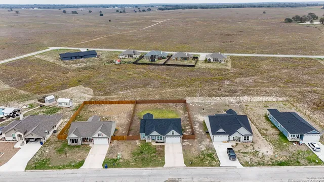 $335,000 | 164 Turnberry Drive, La Vernia, TX 78121