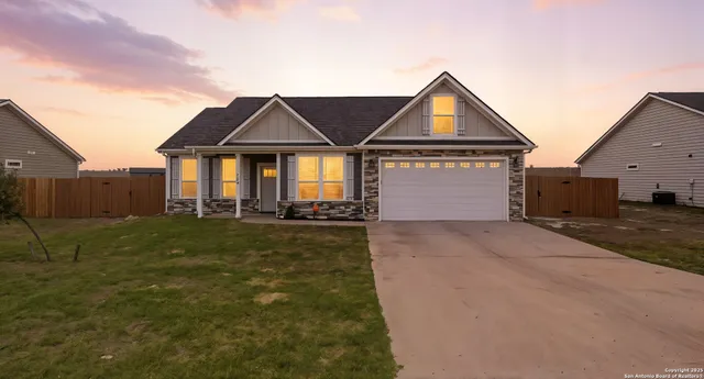 $335,000 | 164 Turnberry Drive, La Vernia, TX 78121