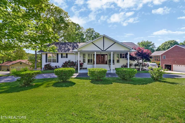 $799,000 | 8429 Cherokee Trail, Crossville, TN 38572