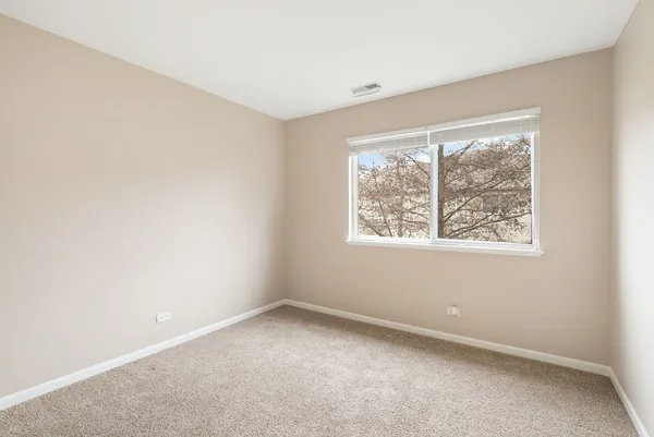 $2,300 | 341 North Patriot Drive, Hainesville, IL 60030