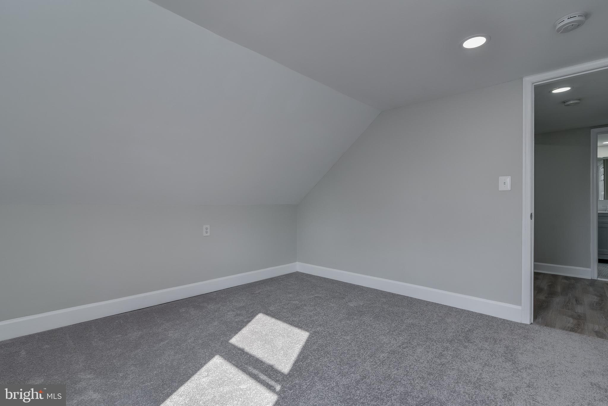 910 Robin Road Silver Spring, MD 20901 - Photo 28 of 49 Upstairs Bedroom