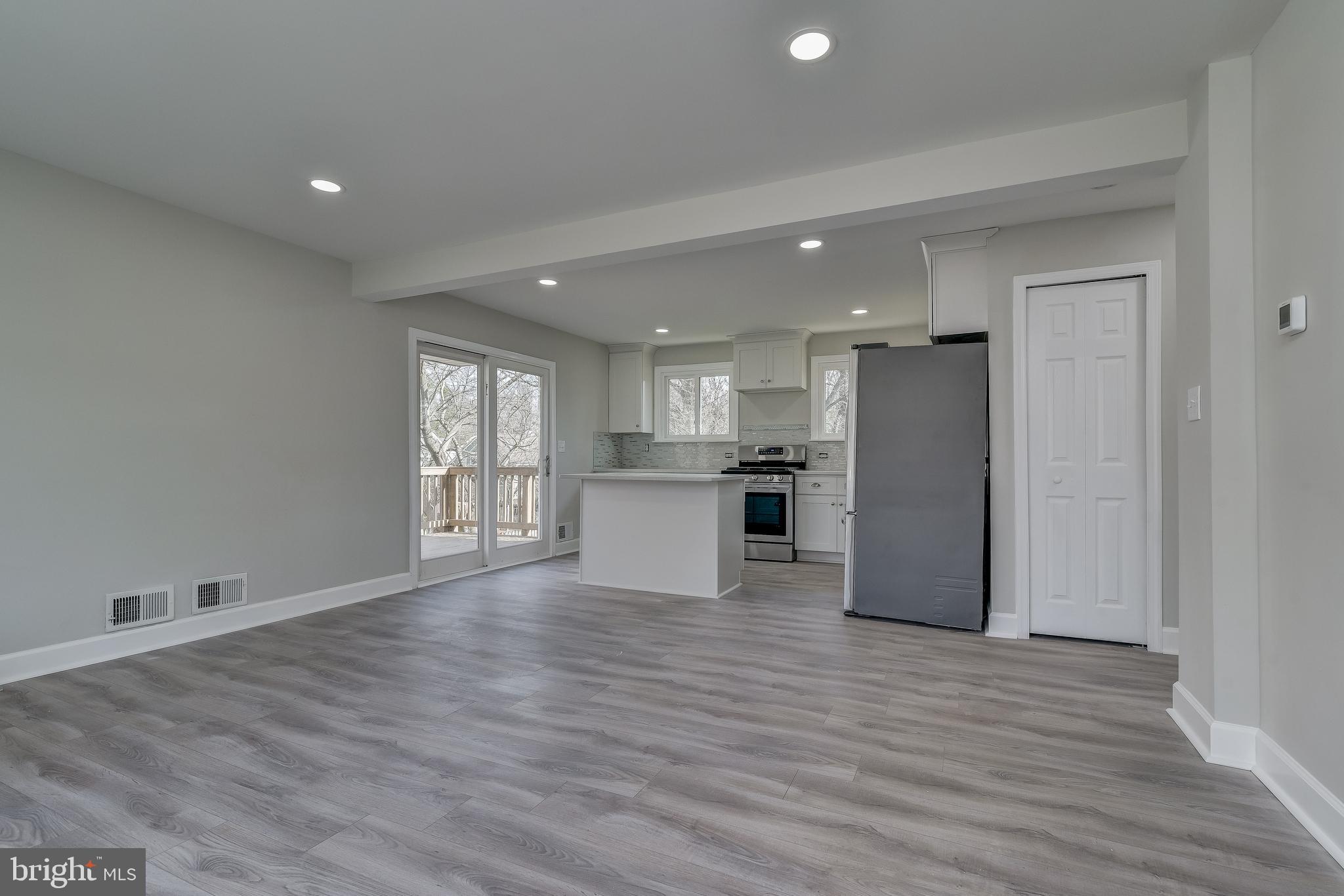 910 Robin Road Silver Spring, MD 20901 - Photo 6 of 49 Open Concept Separate Dining Room , Kitchen Island