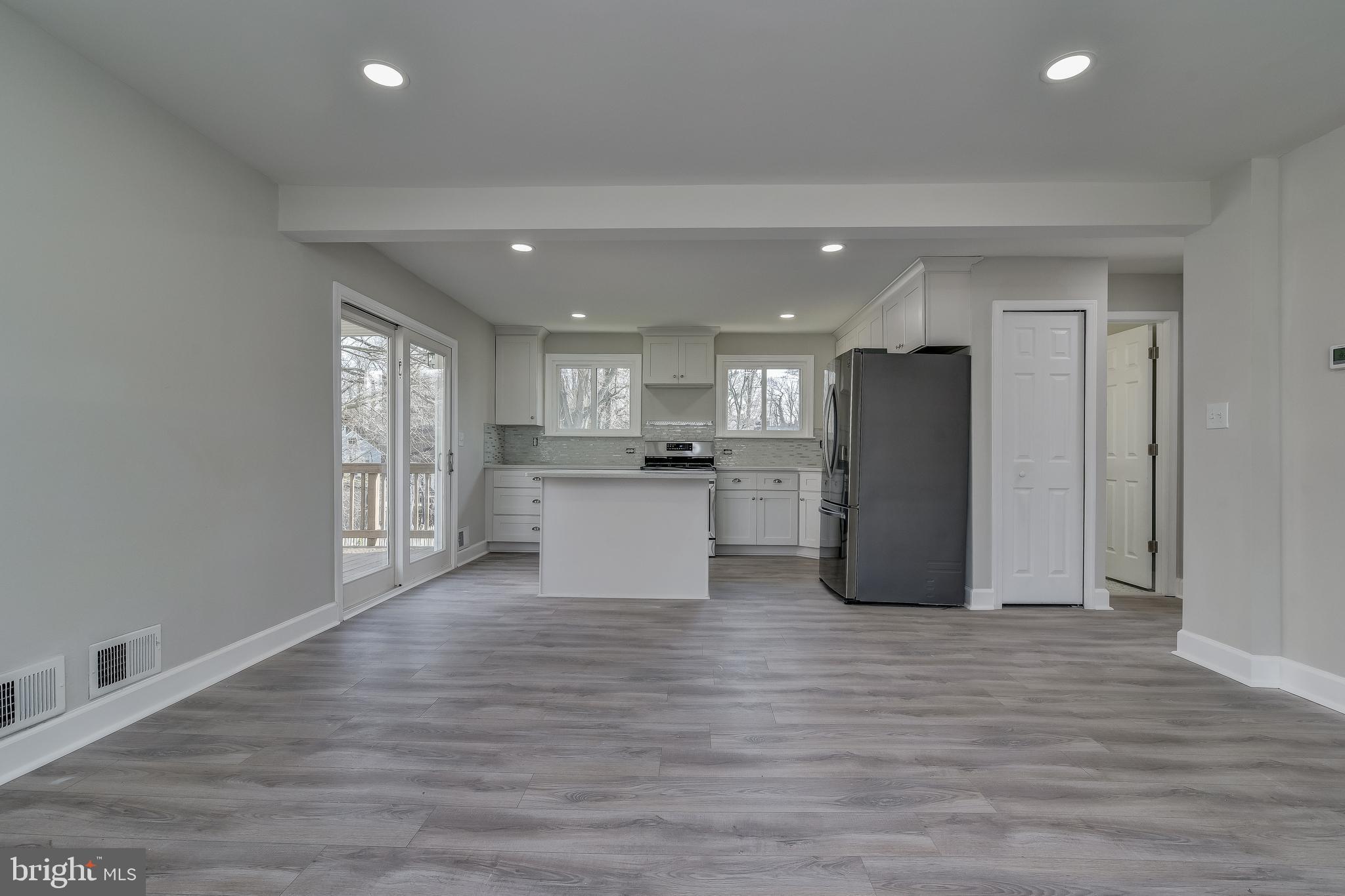 910 Robin Road Silver Spring, MD 20901 - Photo 7 of 49 Open Concept Separate Dining Room , Kitchen Island
