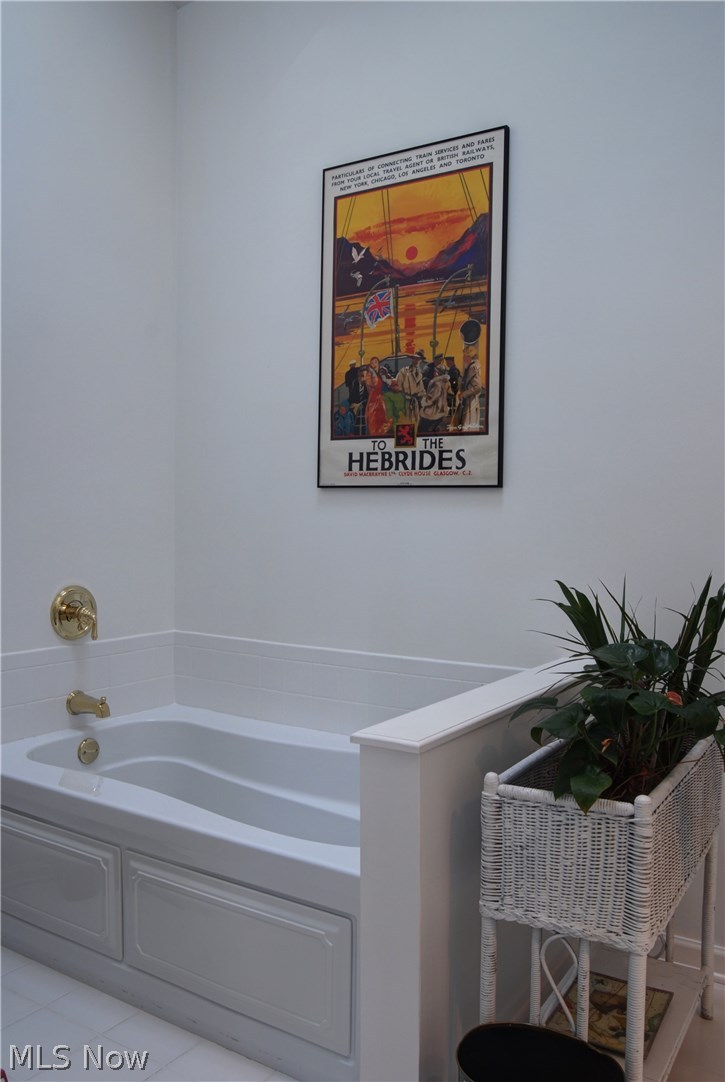 8011 Eagle Road Kirtland, OH 44094 - Photo 20 of 35 Gallery Image 20