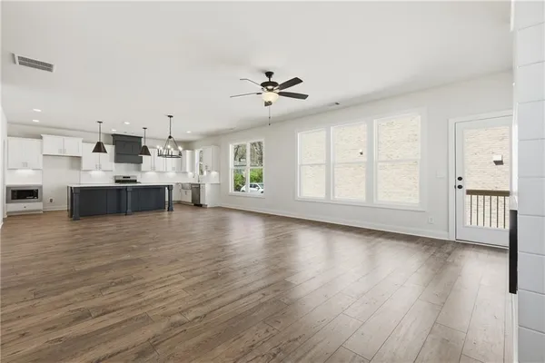 $775,000 | 110 Poplar Street, Buford, GA 30518