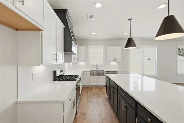 $775,000 | 110 Poplar Street, Buford, GA 30518