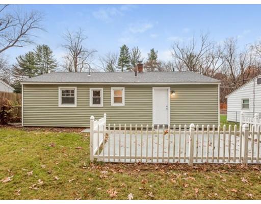 33 Woodcliff Street Springfield, MA 01111 - Photo 5 of 30 Gallery Image 5