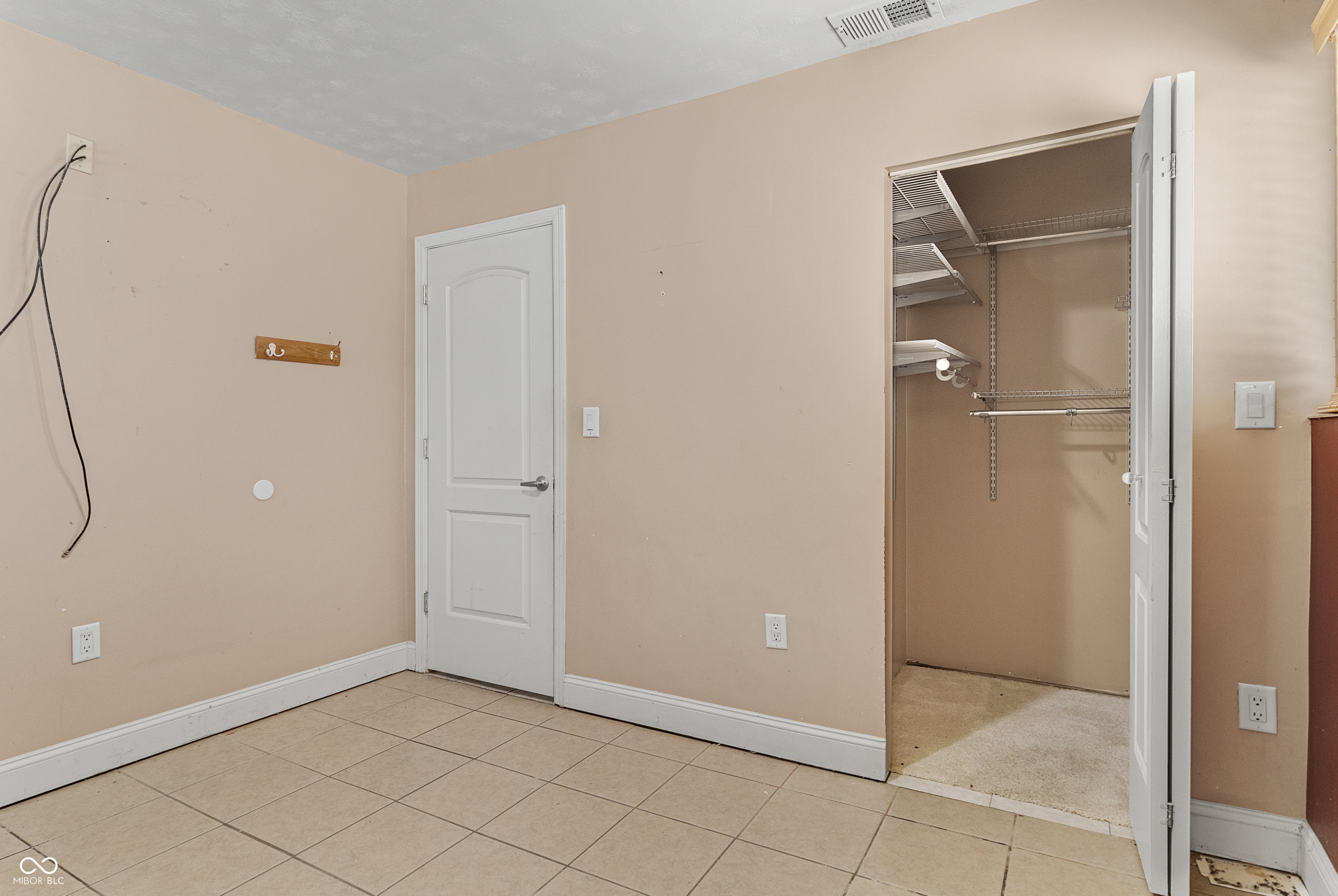 6810 Thompson Road Indianapolis, IN 46241 - Photo 40 of 51 Gallery Image 40