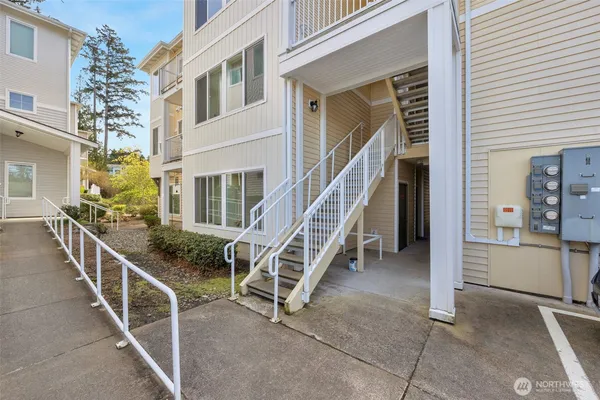 $450,000 | 14915 38th Drive Southeast, Unit 3025, Bothell, WA 98012