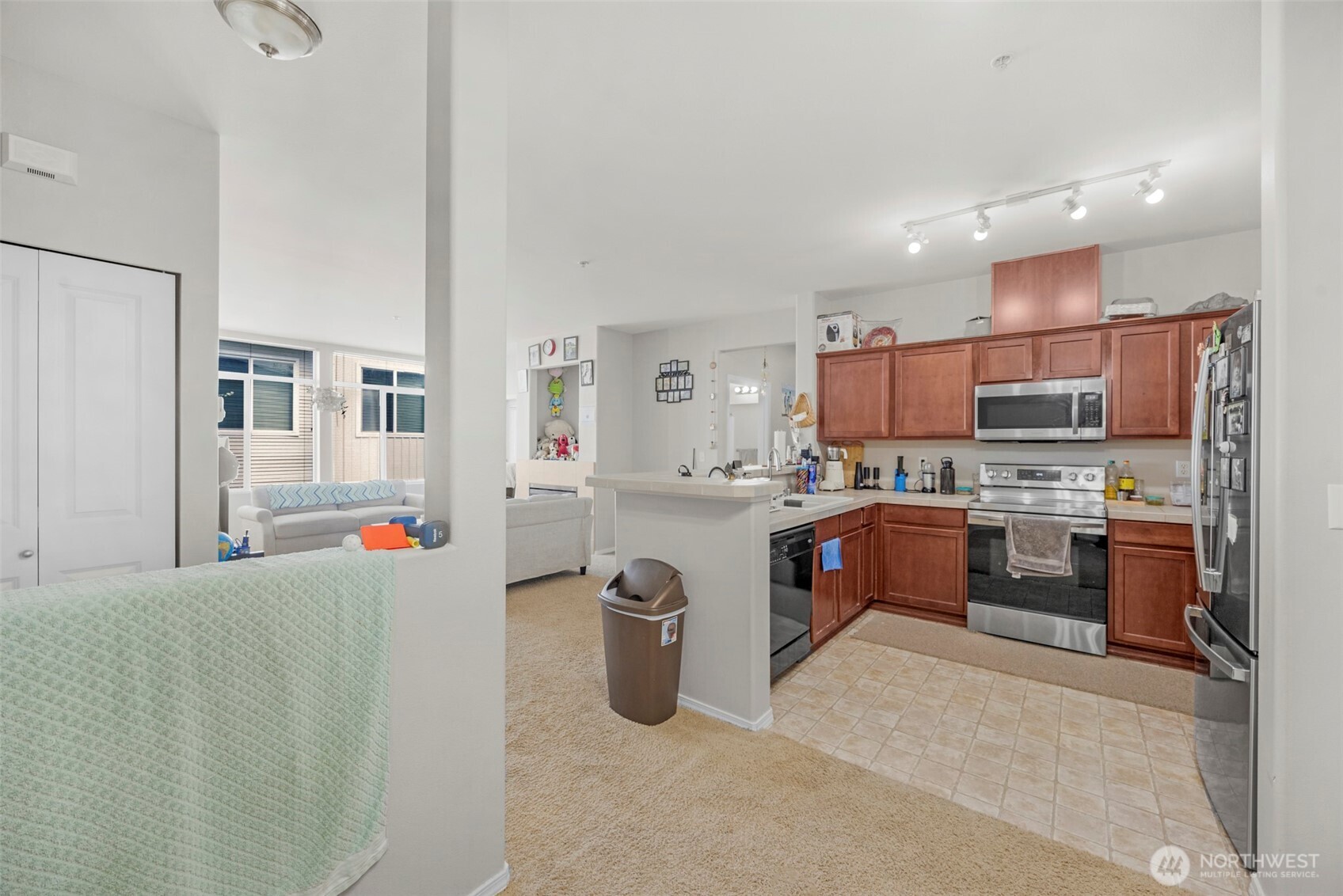 14915 38th Drive Southeast, Unit 3025 Bothell, WA 98012 - Photo 4 of 35