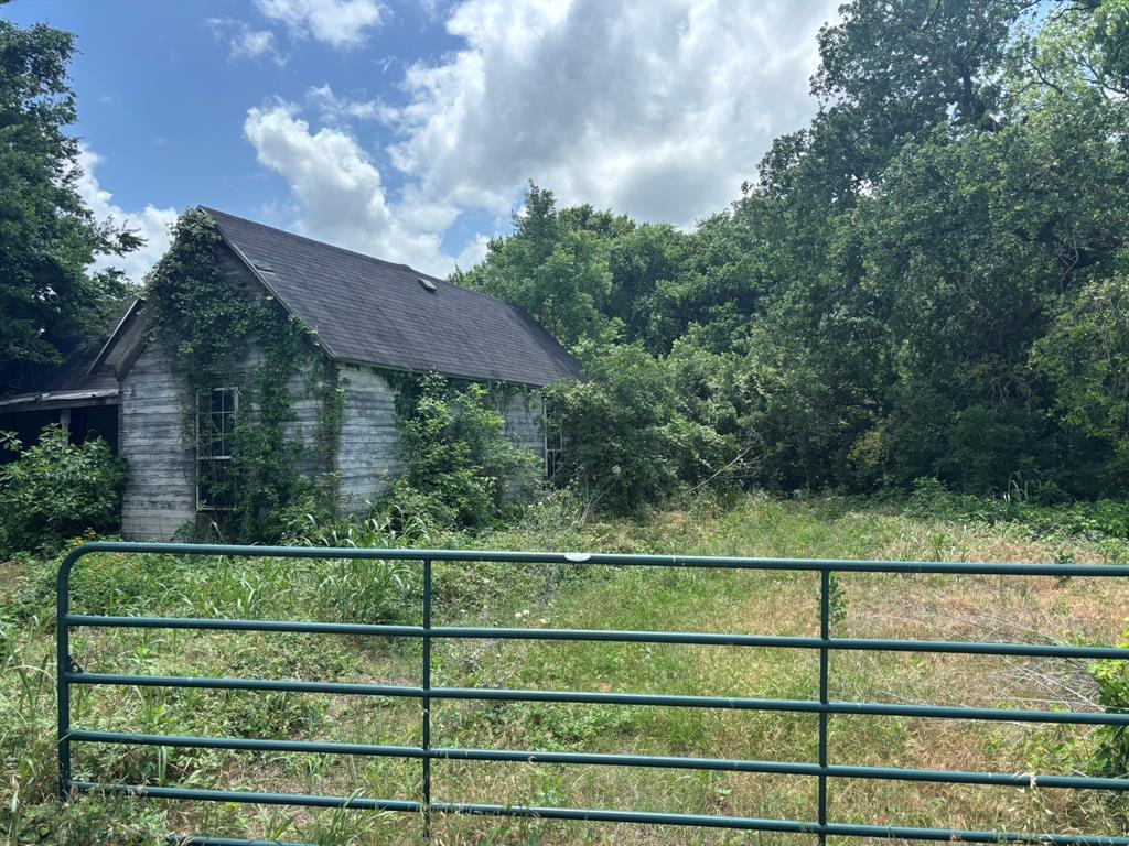 12999 Gholson Road Gholson, TX 76705 - Photo 1 of 4