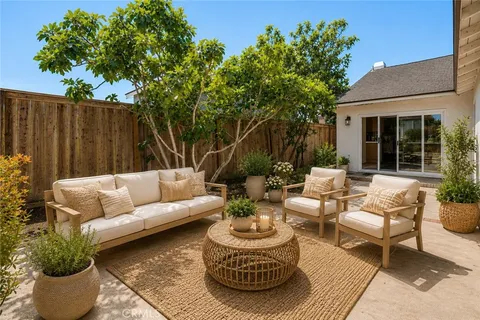 $1,295,000 | 23456 White Dove Drive, Lake Forest, CA 92630