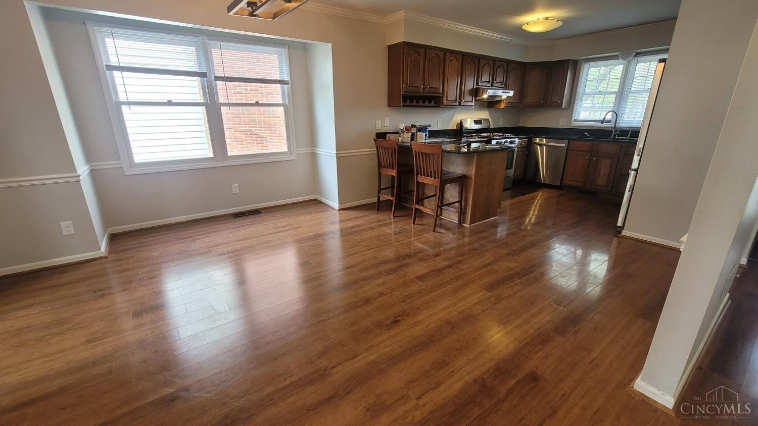 1271 Anderson Ferry Road Cincinnati, OH 45238 - Photo 8 of 33 Gallery Image 8