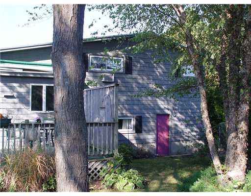 39 Milburn Road East Providence, RI 02914 - Photo 13 of 16 Exterior Back.