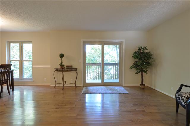 435 Summit Ridge Place Nashville, TN 37215 - Photo 4 of 20 Gallery Image 4