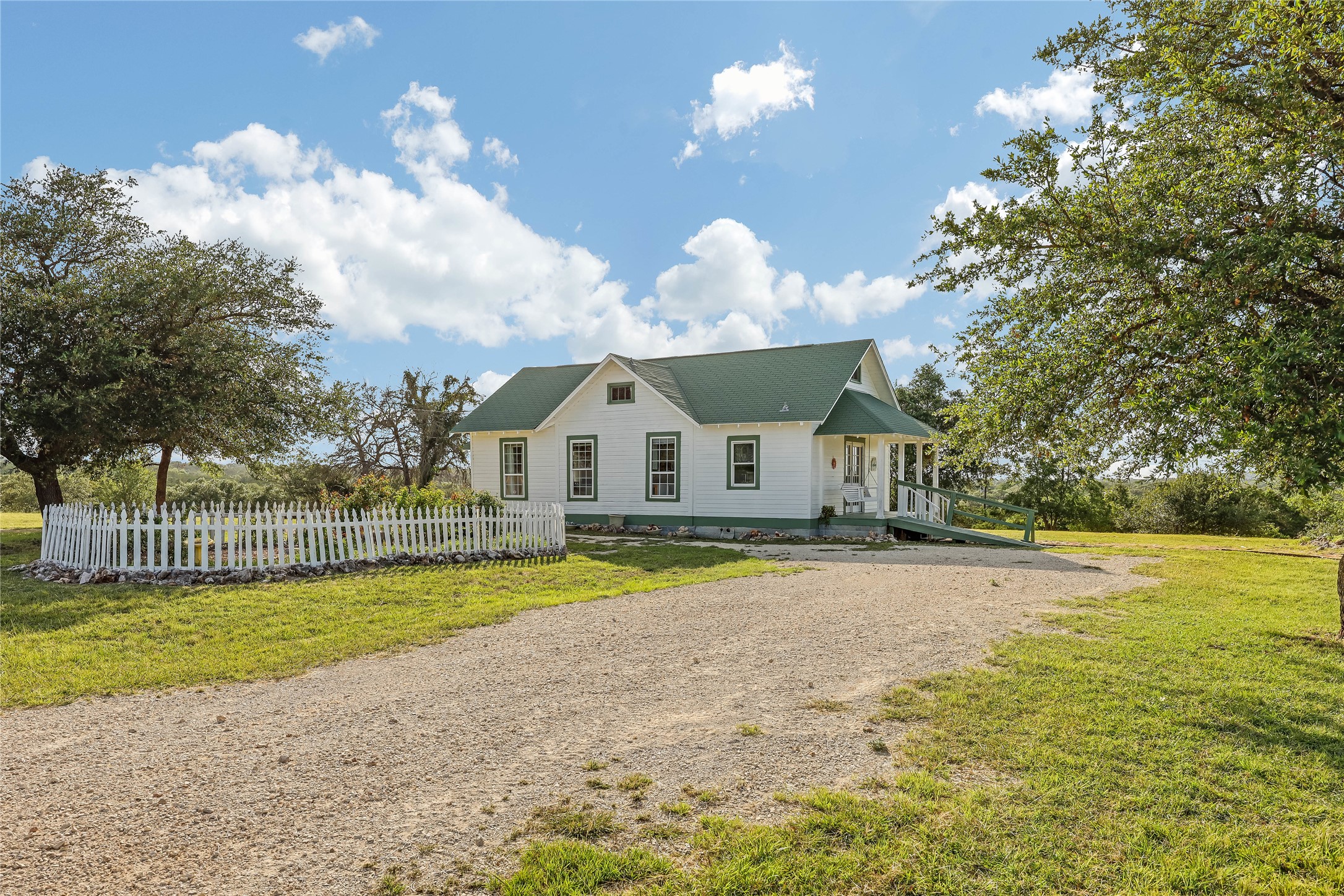 13471 Cedar Valley Road Salado, TX 76571 - Photo 27 of 39 a front view of a house with a yard