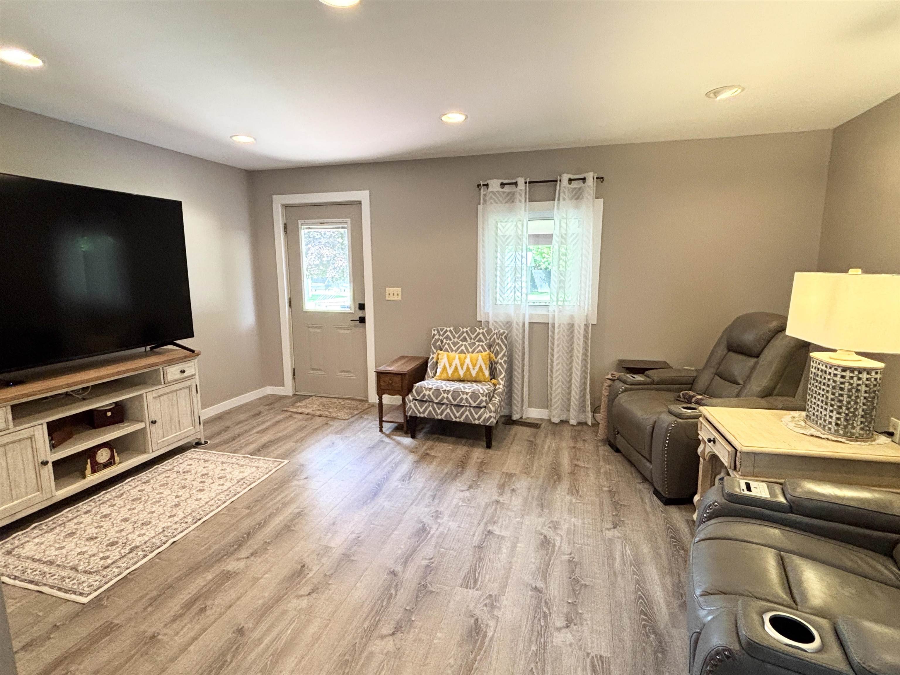 6047 North State Road Davison, MI 48423 - Photo 33 of 88