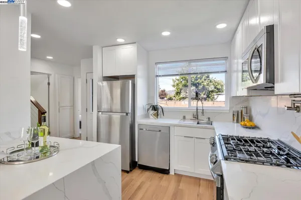 $621,000 | 10468 West Court, Oakland, CA 94603