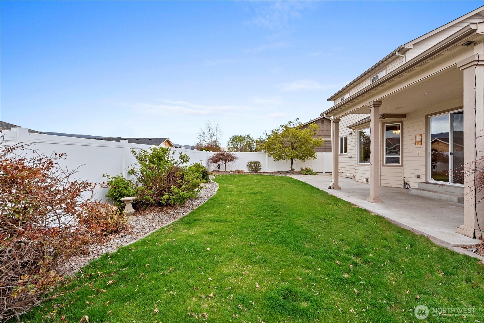 1330 Boulder Loop East Wenatchee, WA 98802 - Photo 36 of 39