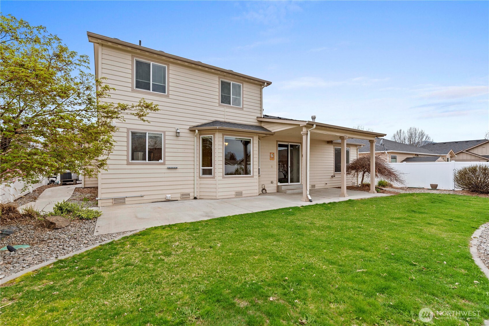 1330 Boulder Loop East Wenatchee, WA 98802 - Photo 38 of 39