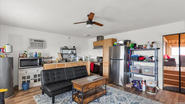 $749,000 | 6286 Farm To Market 2146, Jourdanton, TX 78206