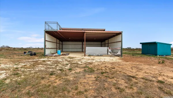 $749,000 | 6286 Farm To Market 2146, Jourdanton, TX 78206