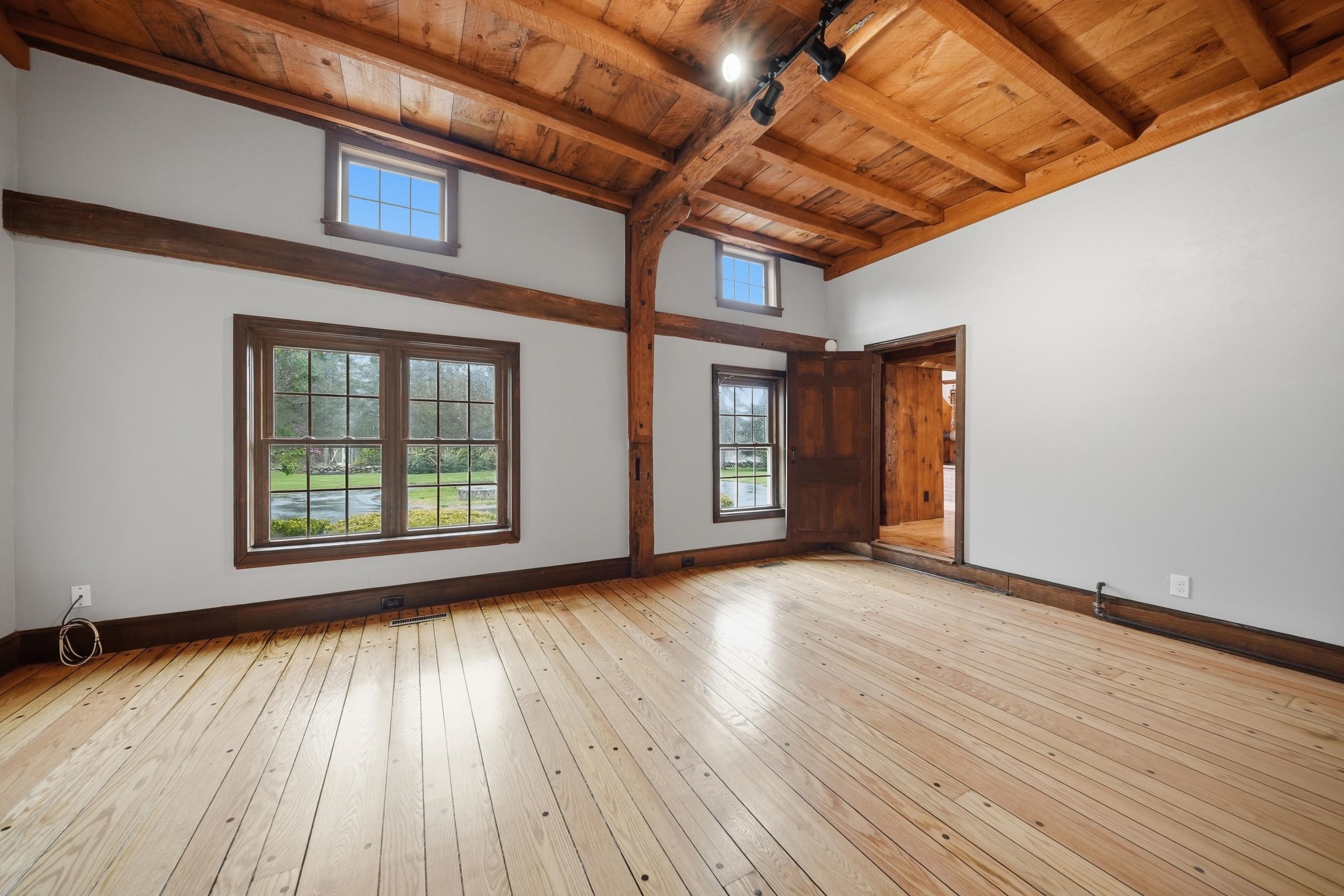 1 Cross Road Francestown, NH 03043 - Photo 18 of 60