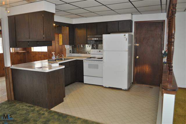 9809 Sparling Road Goodells, MI 48027 - Photo 11 of 18 31142042-10.JPG