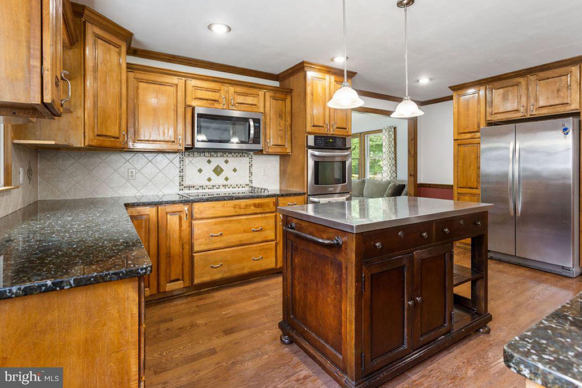 1070 Pine Grove Road Hanover, PA 17331 - Photo 9 of 44
