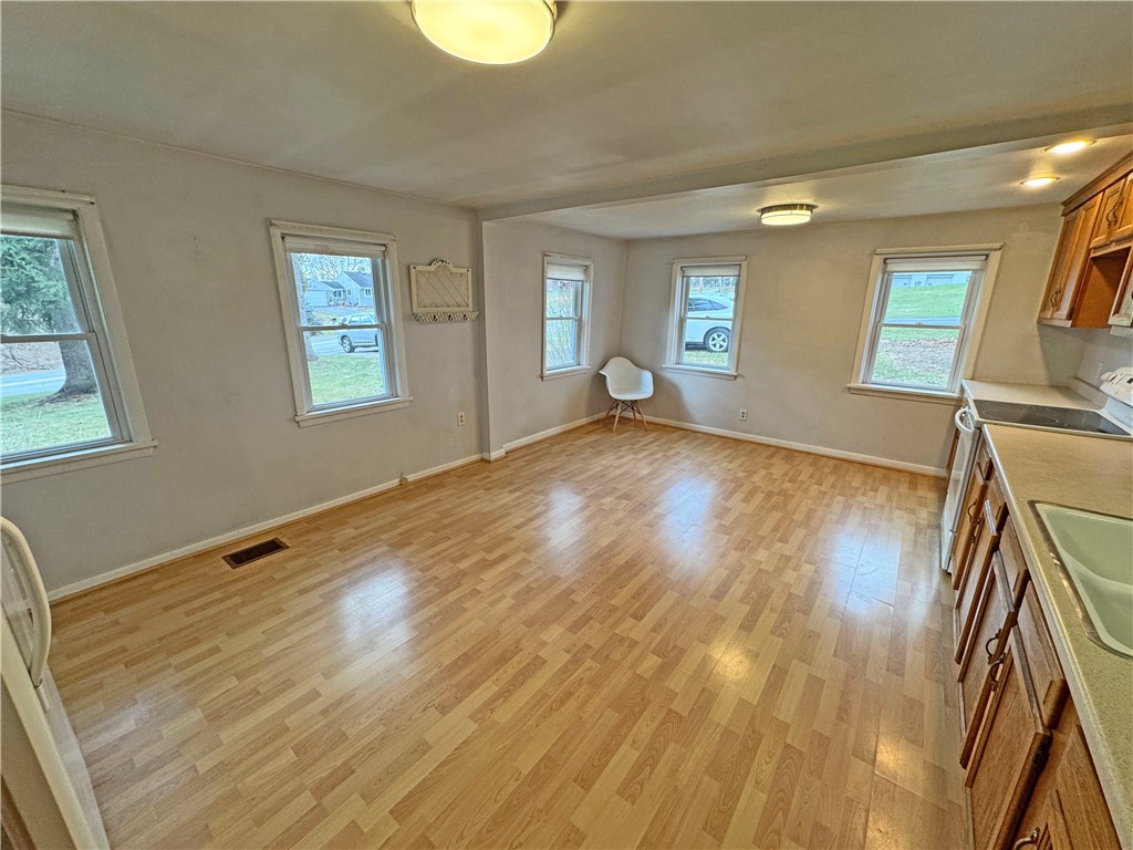 670 Brooks Road Henrietta, NY 14586 - Photo 17 of 34