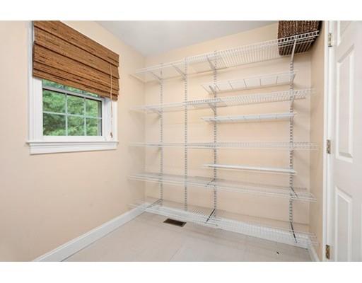 66 Stonehedge Road Franklin, MA 02038 - Photo 13 of 29 Gallery Image 13