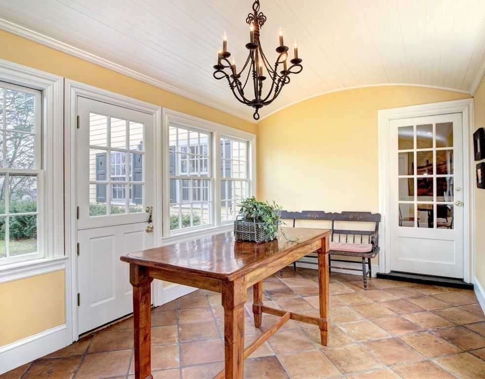 27 Tabor Hill Road Lincoln, MA 01773 - Photo 10 of 25