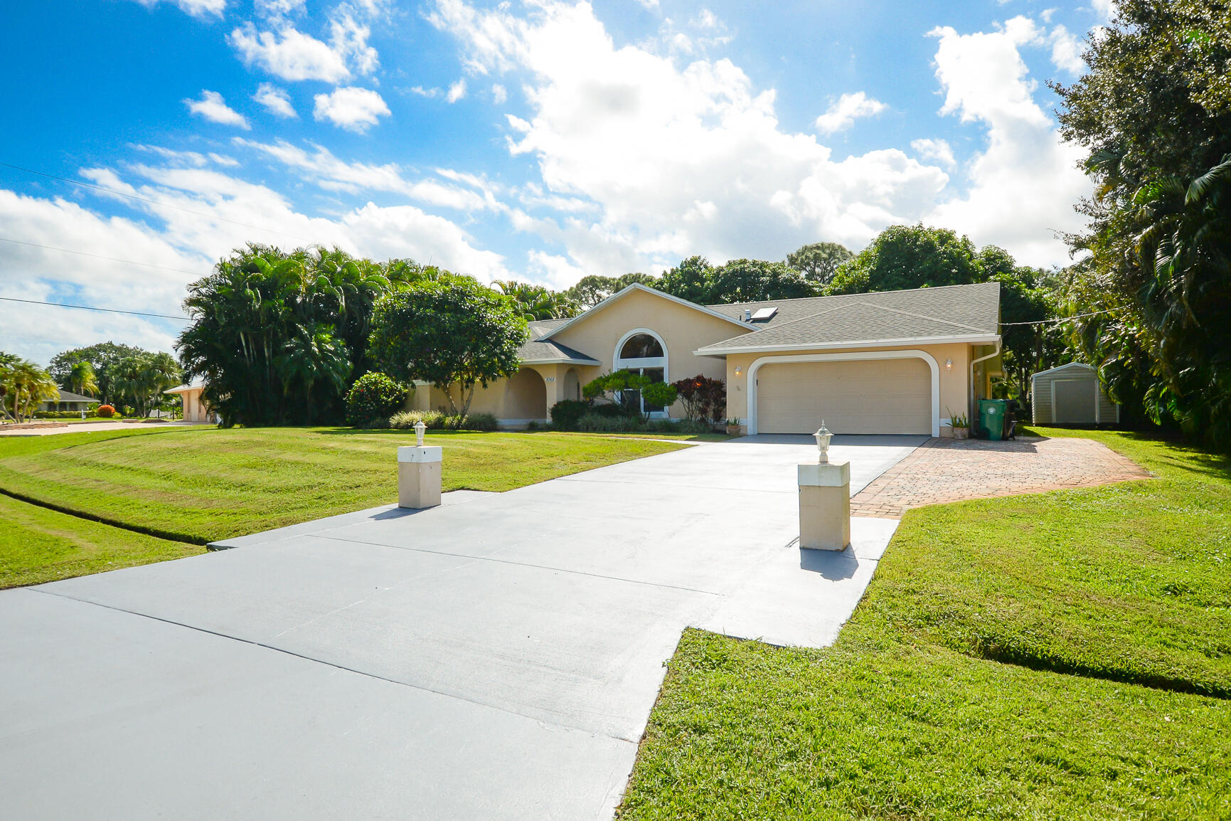 3068 Southeast Darien Road Port St. Lucie, FL 34952 - Photo 5 of 54 LR-5290