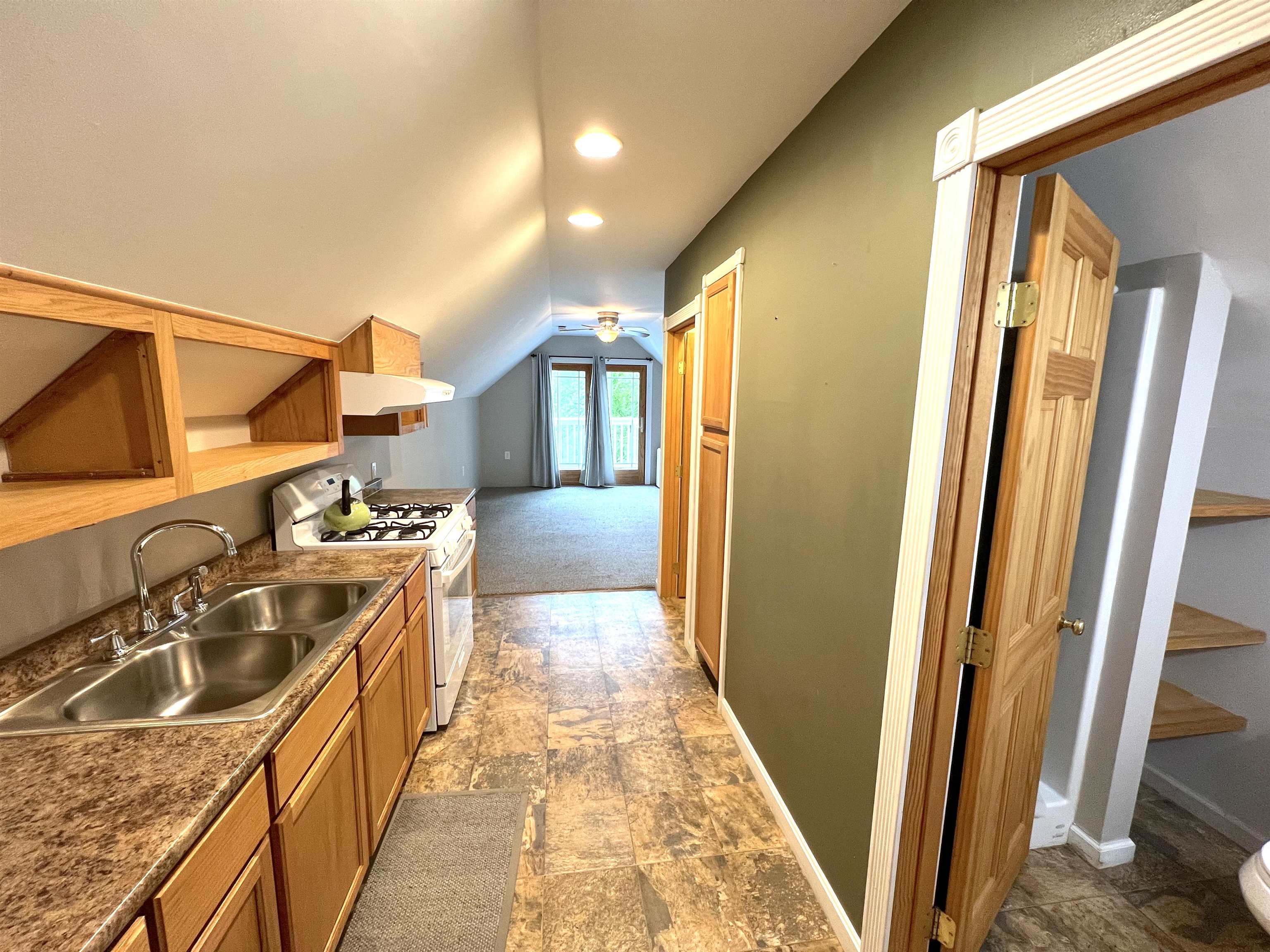 272 Pumpkin Harbor Road Cambridge, VT 05464 - Photo 38 of 51