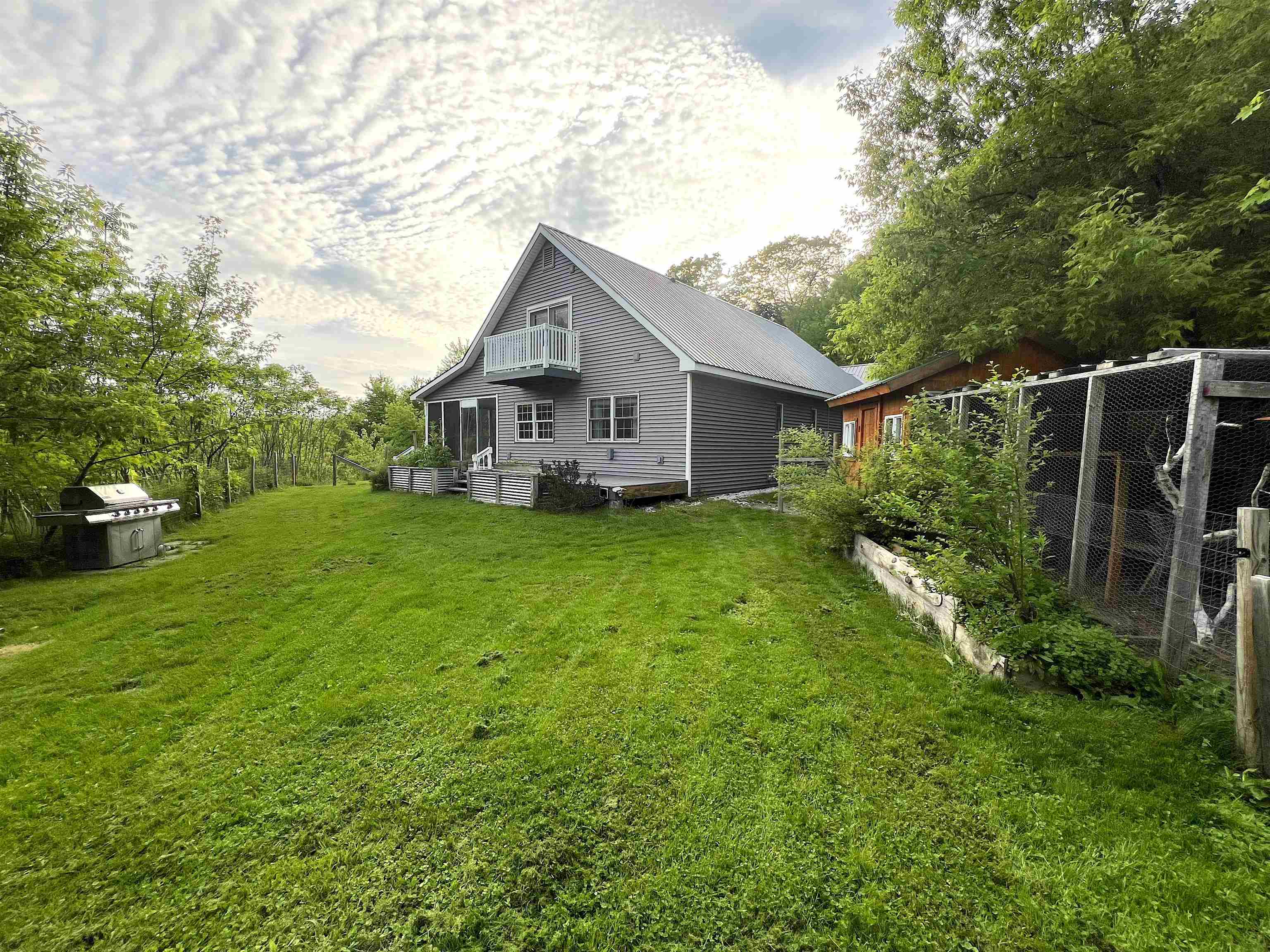 272 Pumpkin Harbor Road Cambridge, VT 05464 - Photo 5 of 51