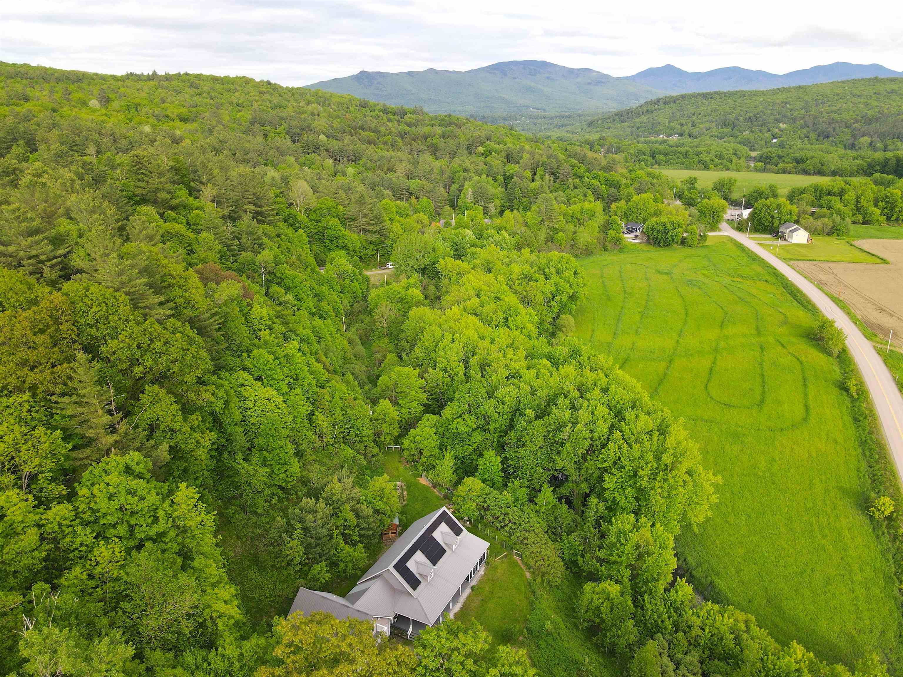 272 Pumpkin Harbor Road Cambridge, VT 05464 - Photo 7 of 51