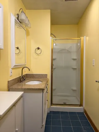 $2,400 | 346 Lovell Street, Unit 3, Worcester, MA 01602