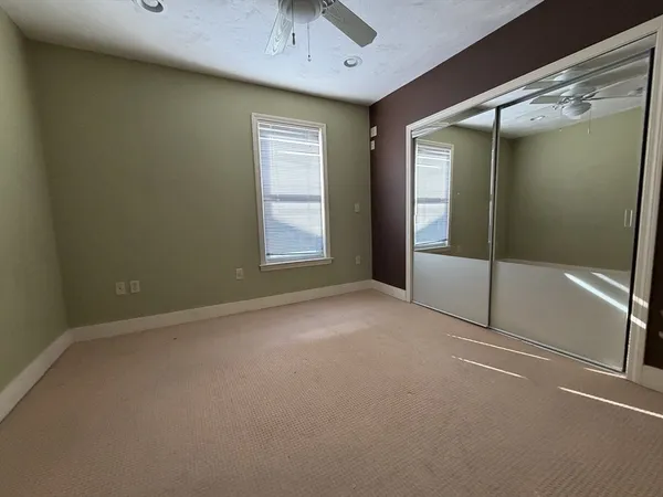 $2,400 | 346 Lovell Street, Unit 3, Worcester, MA 01602